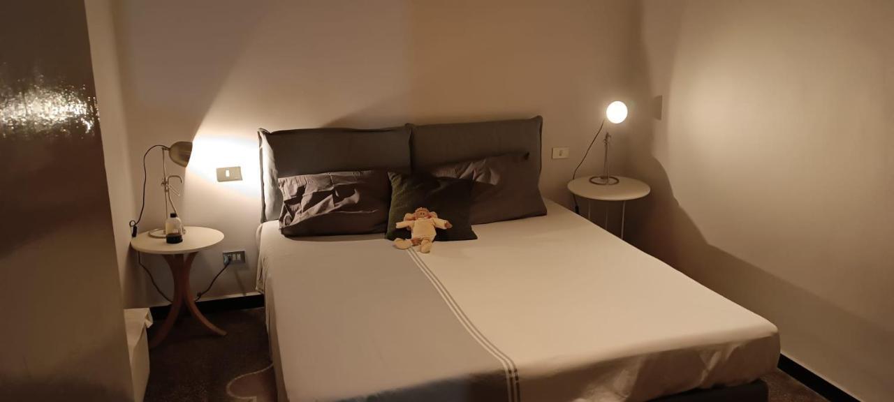 Durazzo 6 Apartment Genoa Luaran gambar